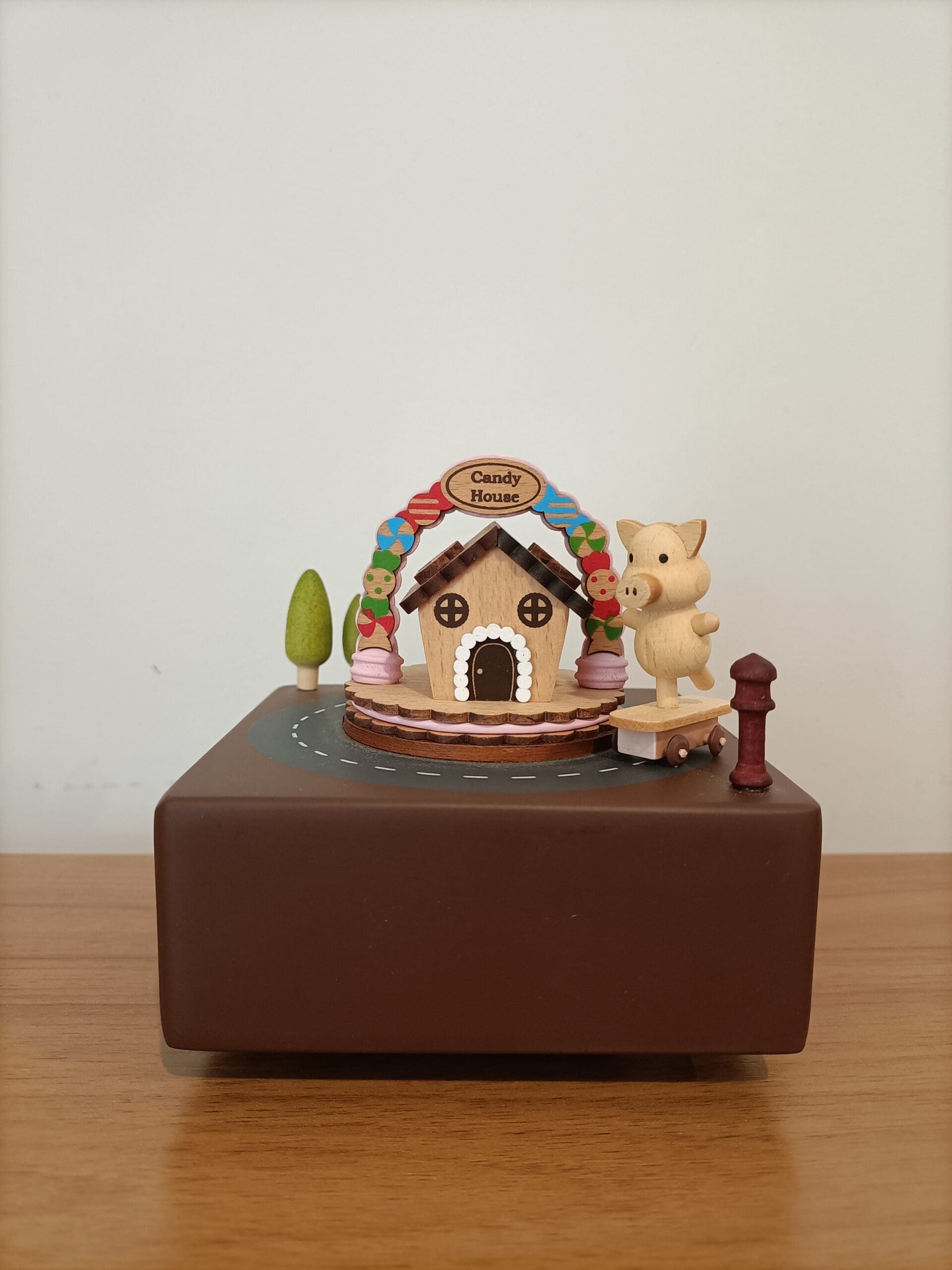 Candy house music box CashMe